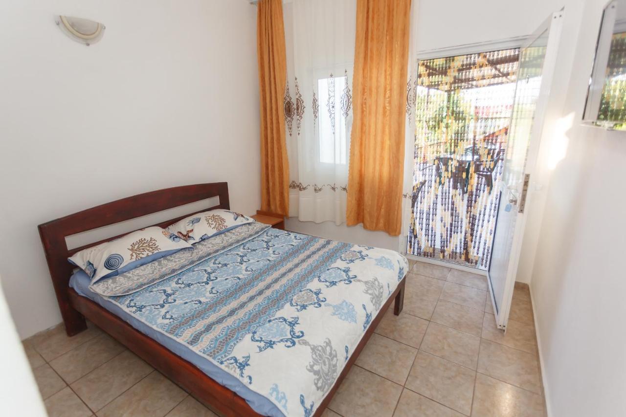 Hotel Casa Selena à Costinesti Extérieur photo
