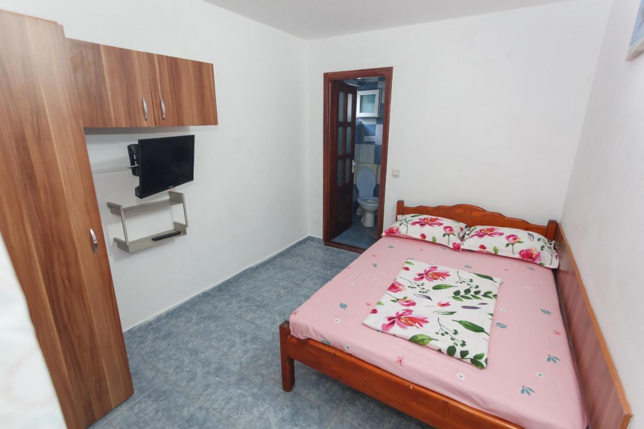 Hotel Casa Selena à Costinesti Extérieur photo