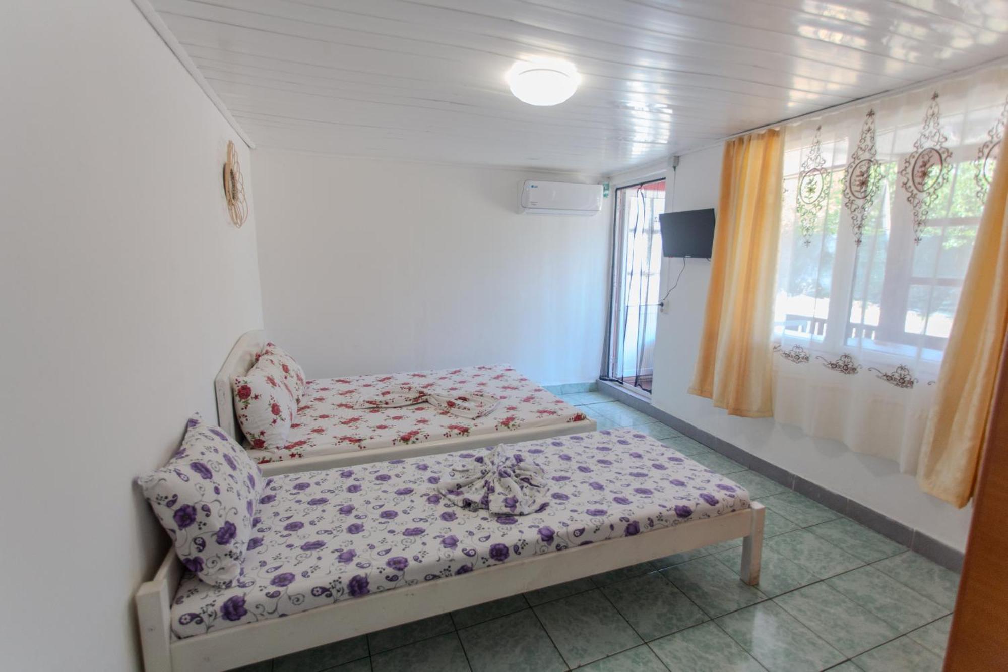 Hotel Casa Selena à Costinesti Extérieur photo